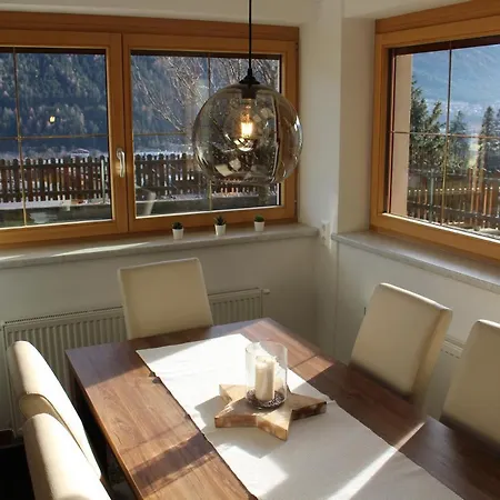 Apartament Auszeit Stubai Fulpmes